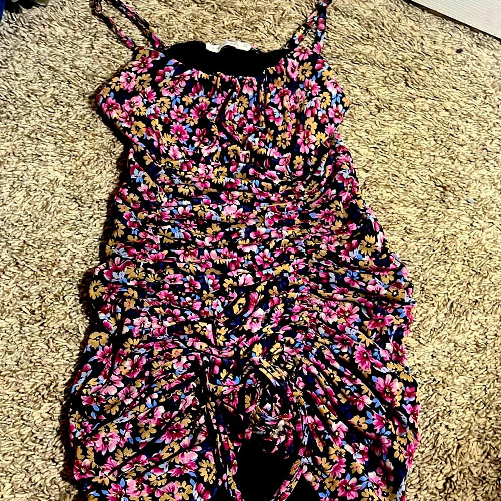 Cute floral spring dress, shortie.